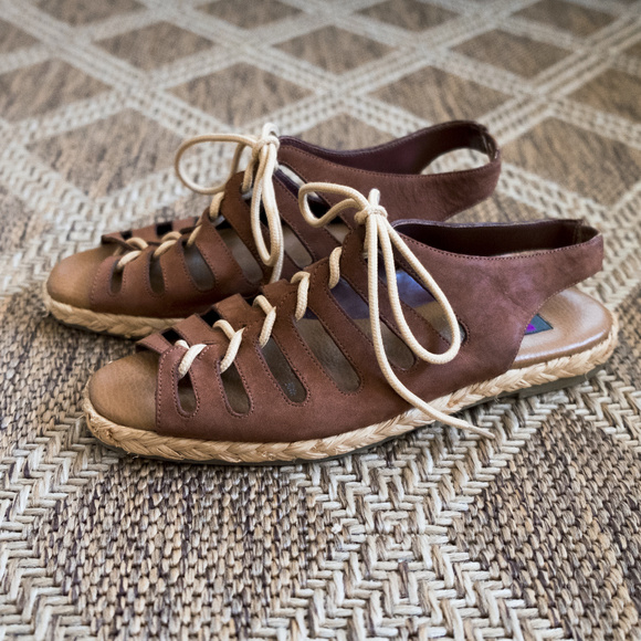Vintage Shoes - Vintage Arteffects Leather Lace Up Sandals